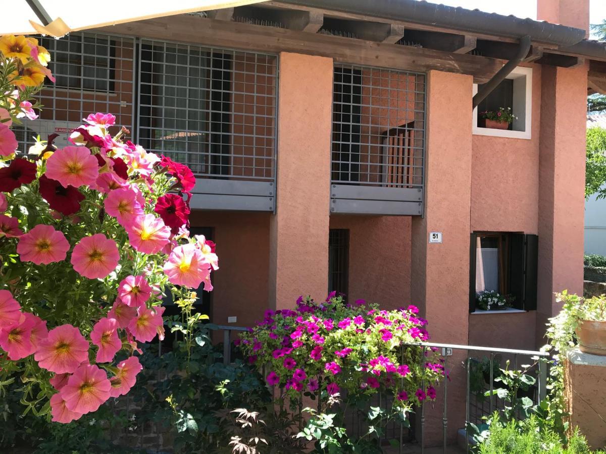 شقة Casa Del Balcone Fiorito Cormòns المظهر الخارجي الصورة